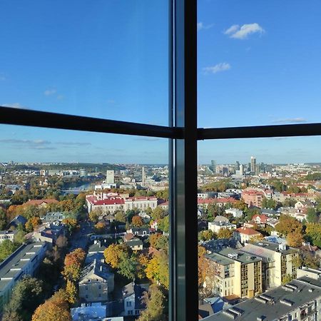 Luxury Apartment In Skyscraper Vilnius Ngoại thất bức ảnh