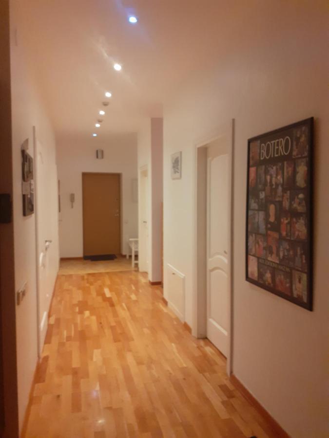 Luxury Apartment In Skyscraper Vilnius Ngoại thất bức ảnh